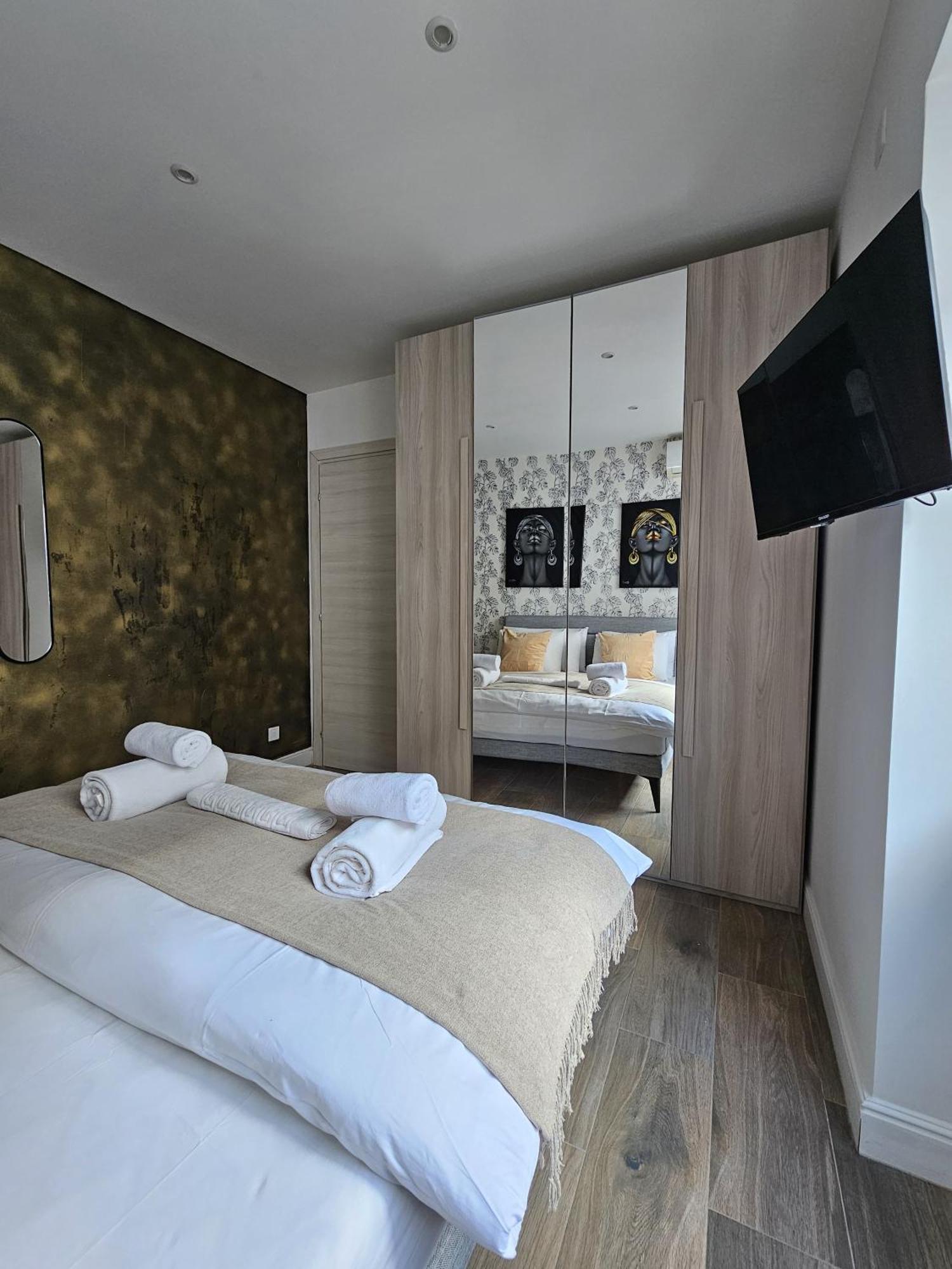 Korzo Suites Sliema III Екстер'єр фото