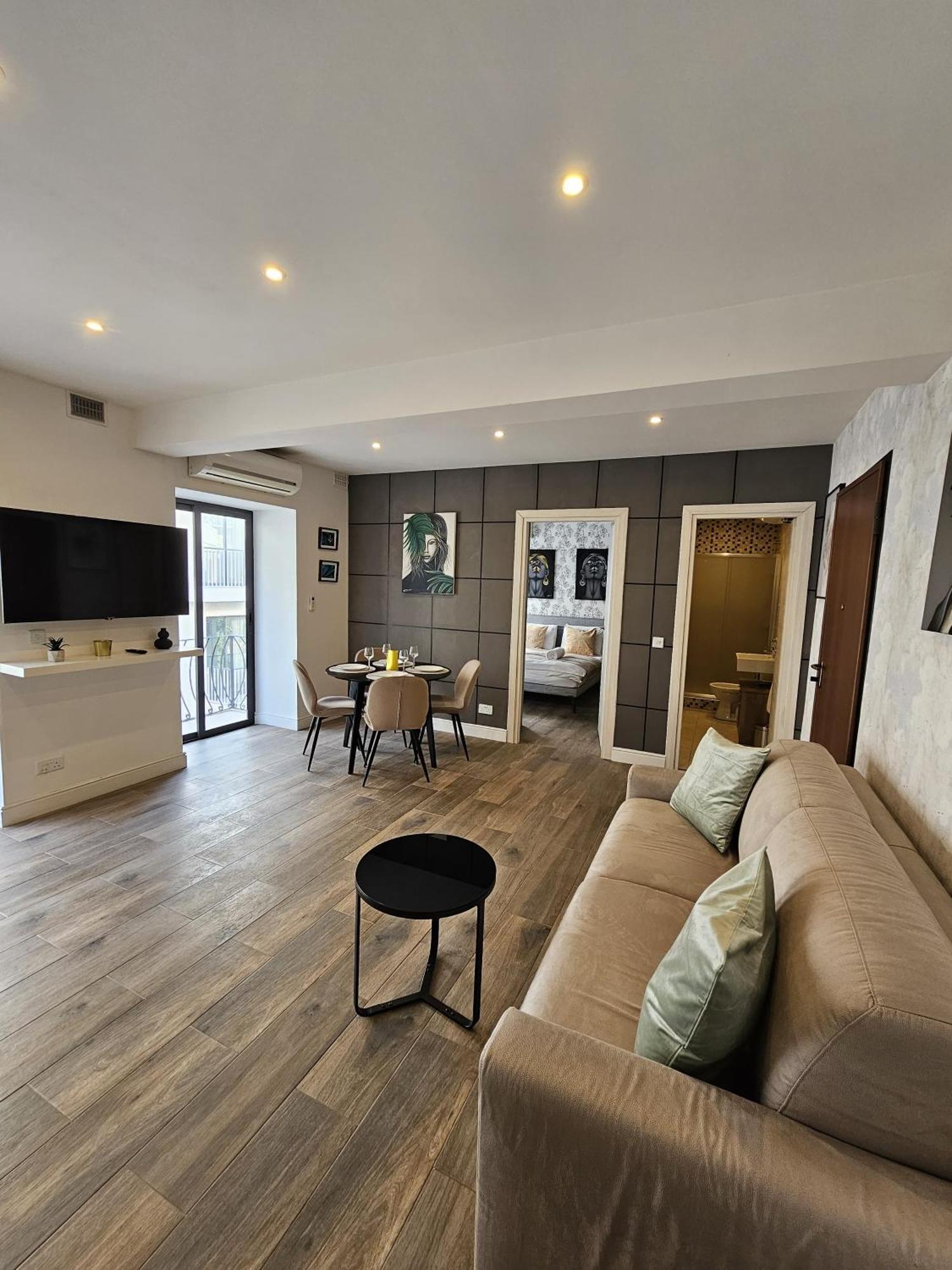 Korzo Suites Sliema III Екстер'єр фото